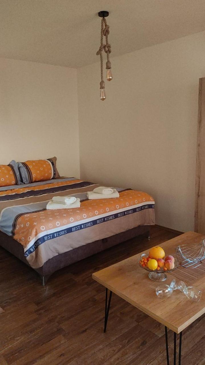 Elshani Guest House Stevovski מראה חיצוני תמונה