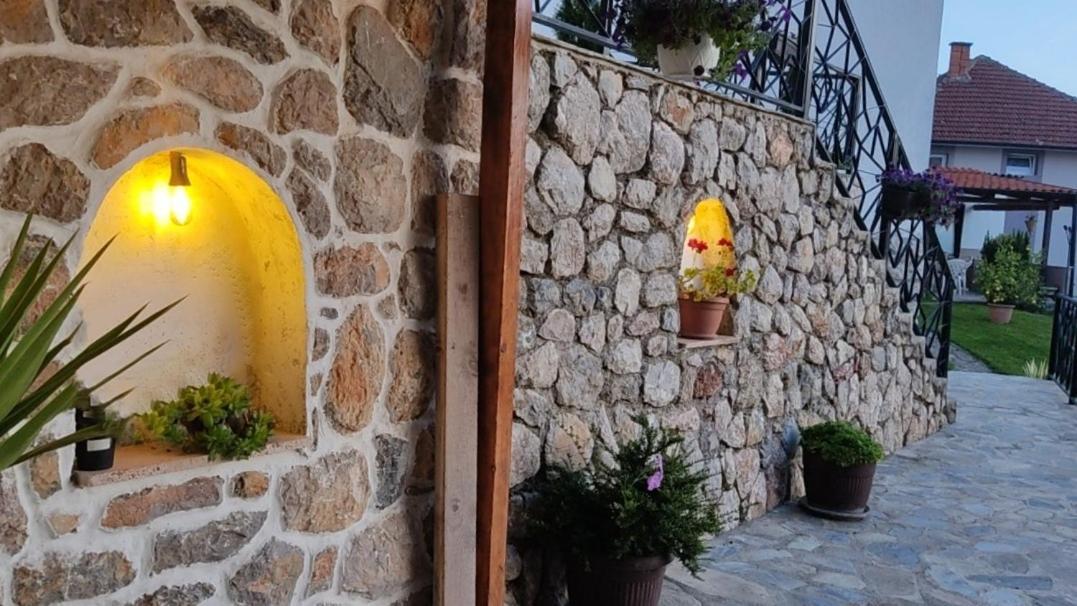 Elshani Guest House Stevovski מראה חיצוני תמונה