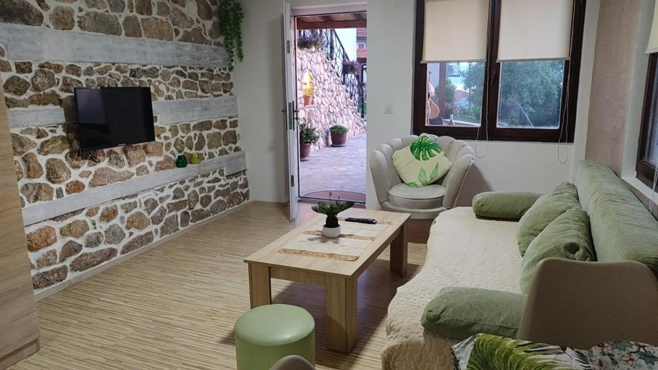 Elshani Guest House Stevovski מראה חיצוני תמונה